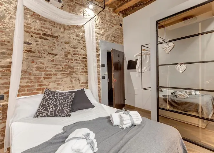 Vigna Vecchia By Mamo Florencie